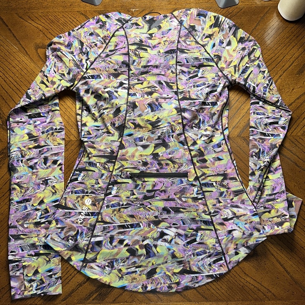 NEW! Lululemon Seawheeze Mist Over Windbreaker - Picture 4 of 5